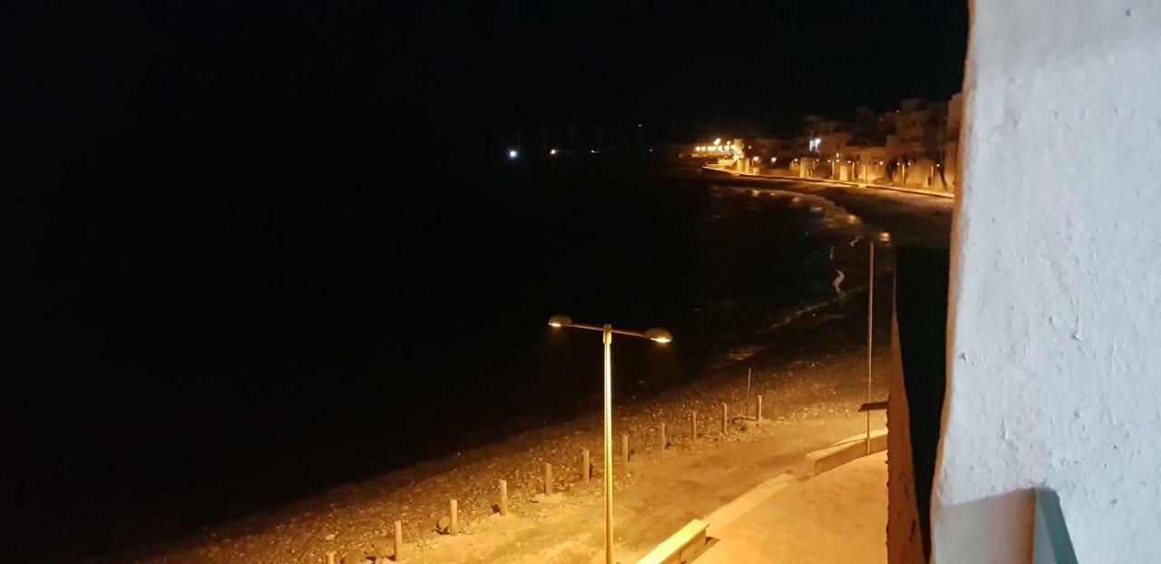 Apartamento Muelle Pozo Izquierdo Екстериор снимка